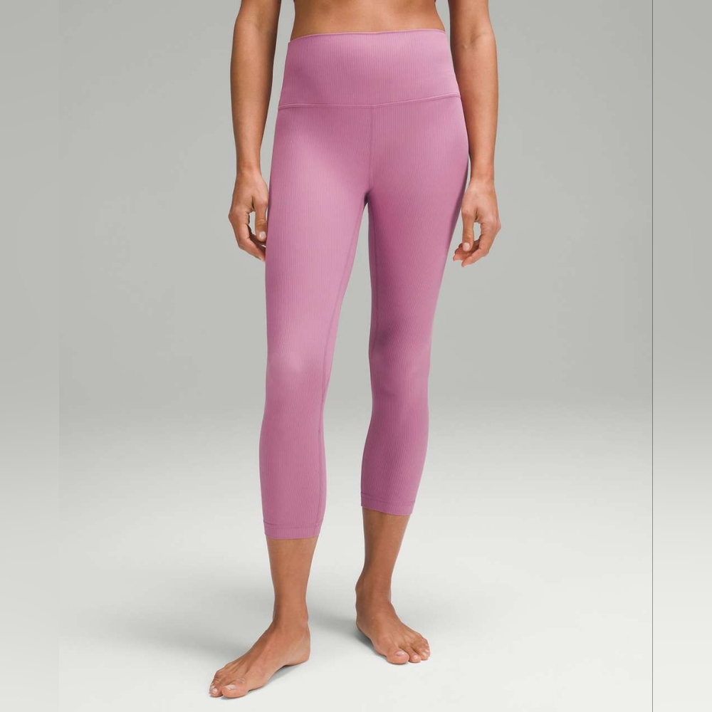 NWT Lululemon Align Ribbed High-Rise Crop 23" (Velvet Dust)